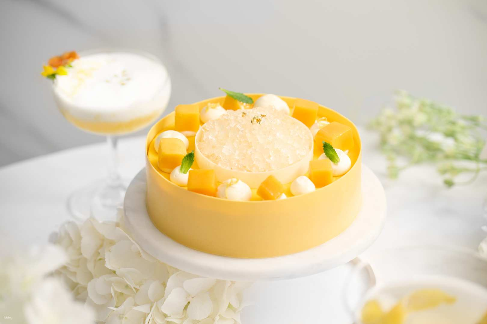 Palm Court, The Langham Hong Kong | Signature Cakes | (Self-pickup only) - Photo 1 of 10